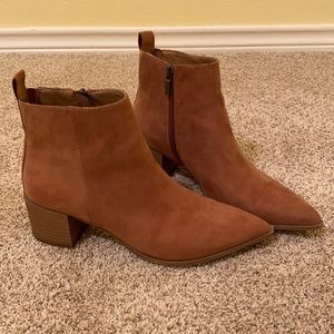 Universal Thread Ankle Booties